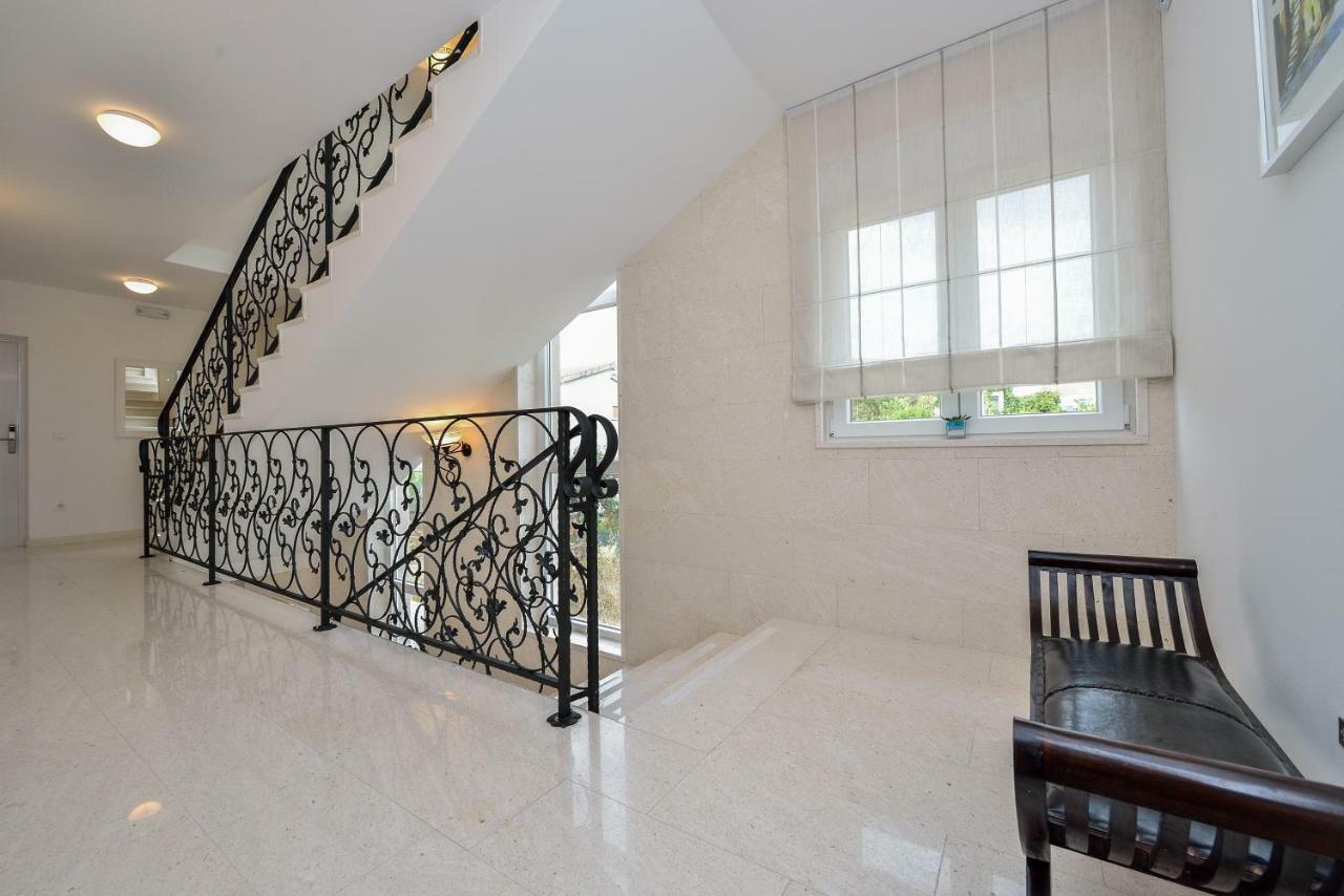 Luxury Apartment 1 Villa Arta Bibinje Luaran gambar